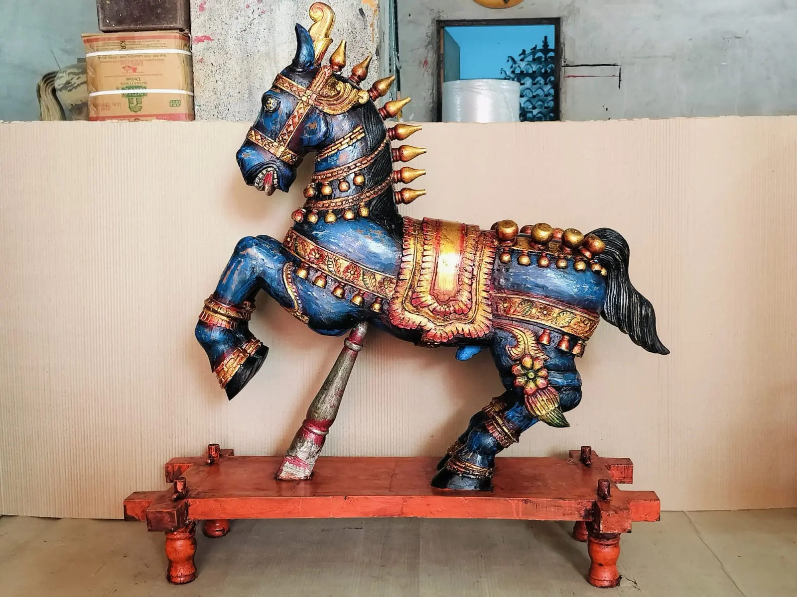 wooden horse